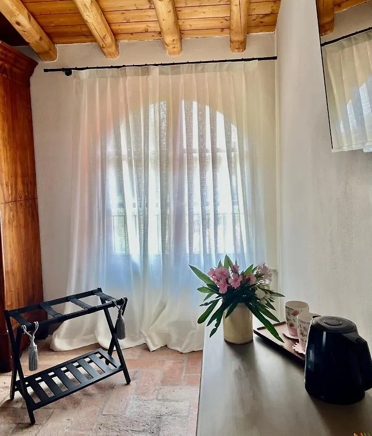 Le Mansarine Charme B&B Castellaro